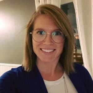 Meet your Posher, Émi